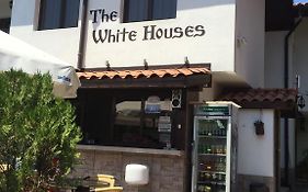 The White Houses Complex